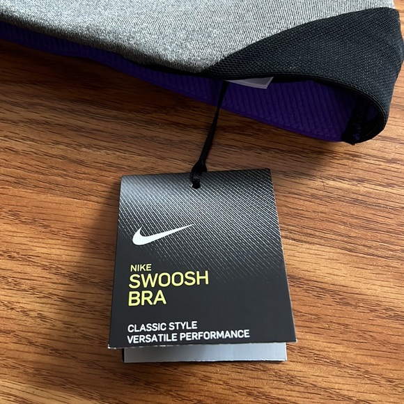 NWT Nike Swoosh Bra, small - Picture 7 of 7